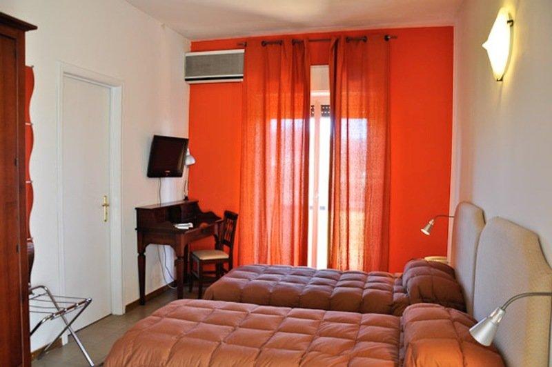סאן ג'ובאני לה פונטה Tk Hotel - Ex Ares מראה חיצוני תמונה